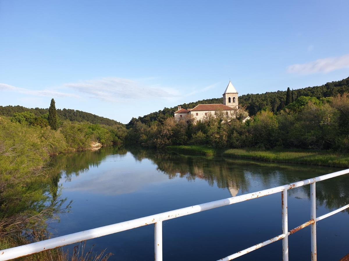 Apartmani Rudi Anić Εξωτερικό φωτογραφία
